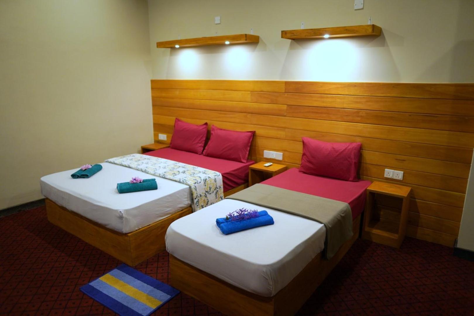 Pub Ceylon Hostel Елла Екстер'єр фото