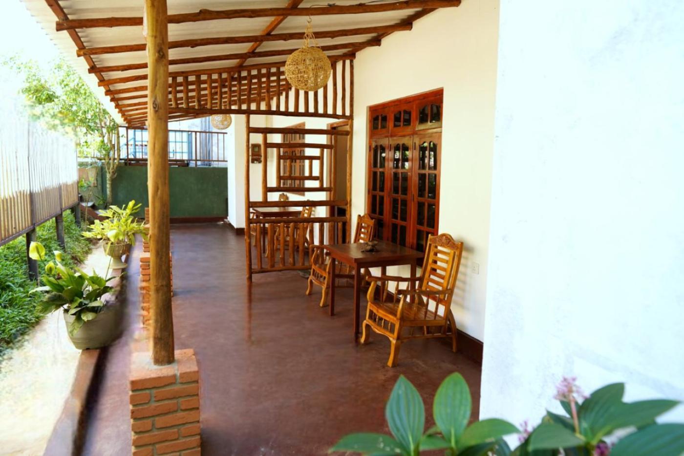 Pub Ceylon Hostel Елла Екстер'єр фото